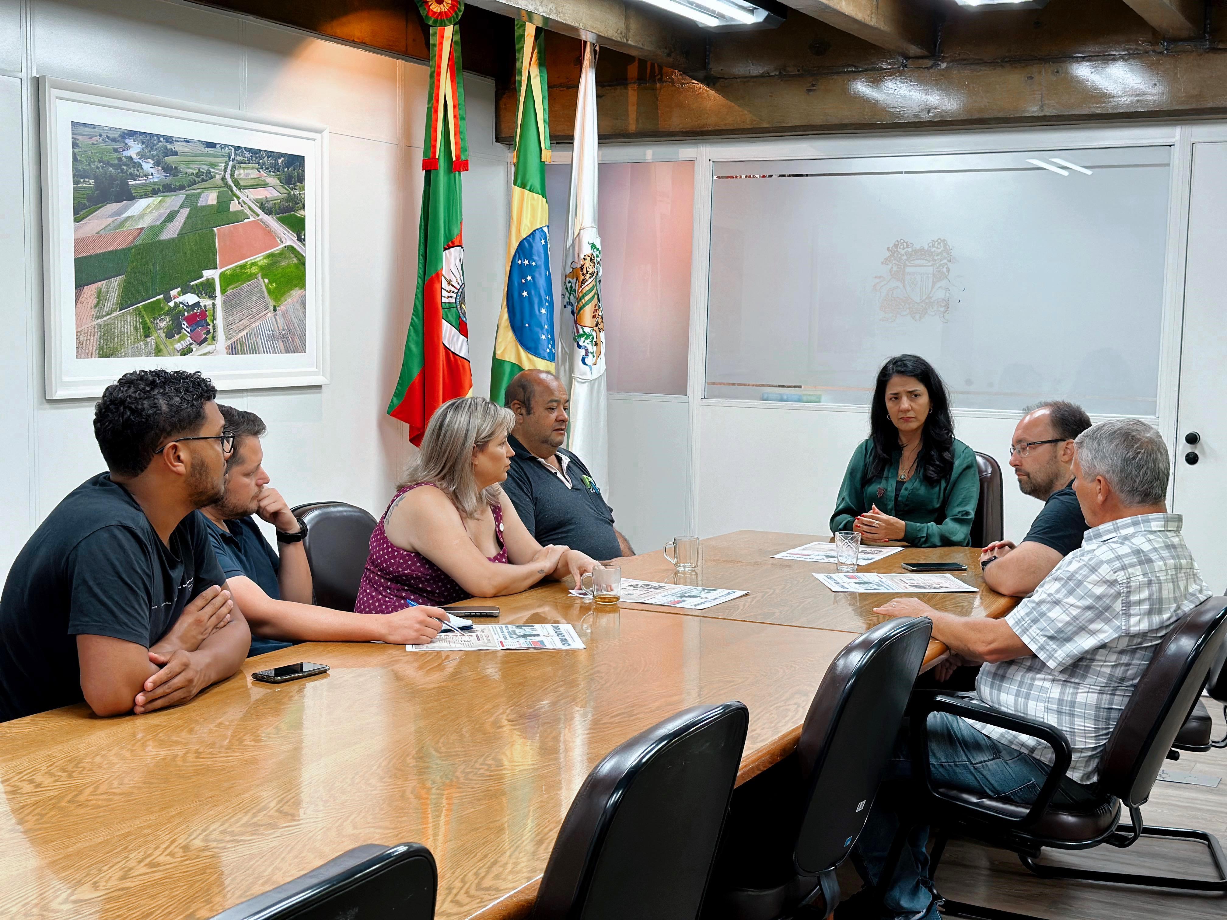 2024-01-30 - Presidente Marisol Santos recebe diretoria da UAB - Larissa Stumpf (2).jpeg